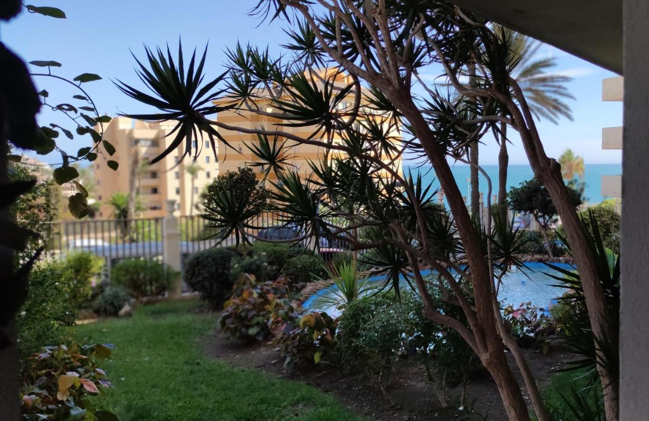 Benalbeach Casa Kito Relax 1ª Linea De Playa เบนัลมาเดนา ภายนอก รูปภาพ